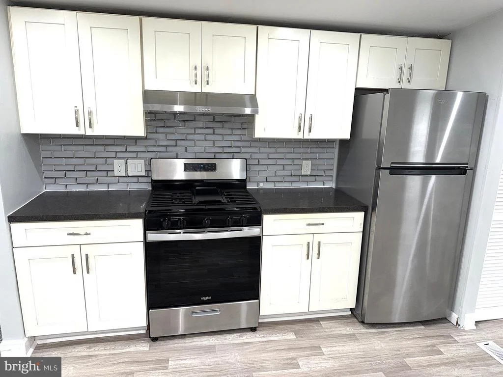 Photo of 481 KEITH ROAD