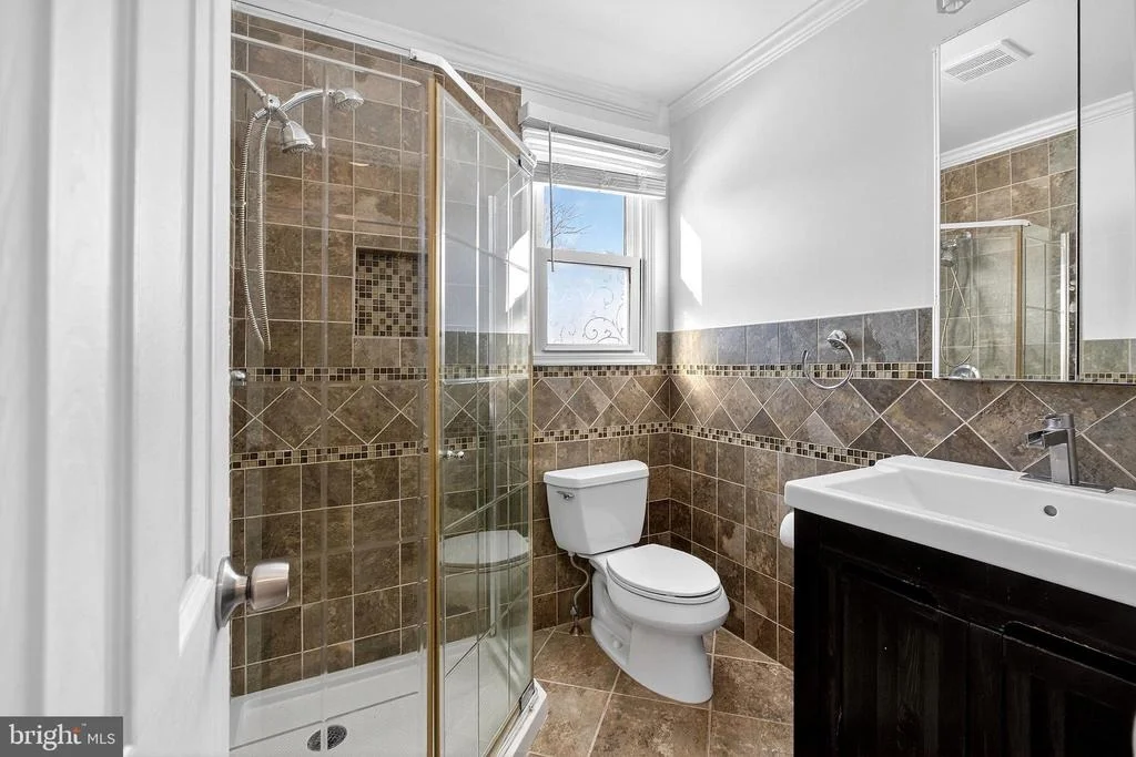 Photo of 12 COLGATE DRIVE
