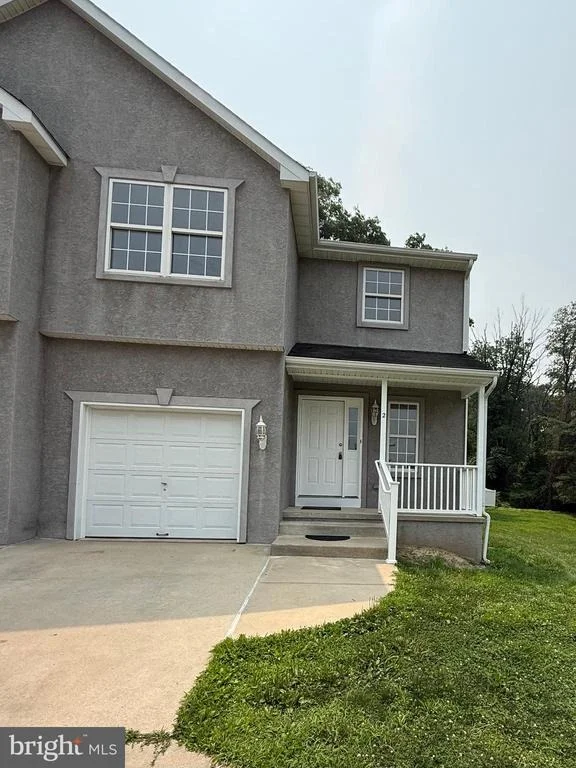 Photo of 2 JUNIPER LANE
