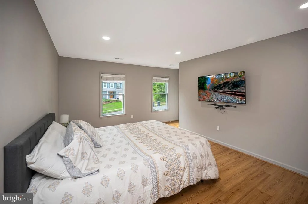 Photo of 4204 AVON DRIVE
