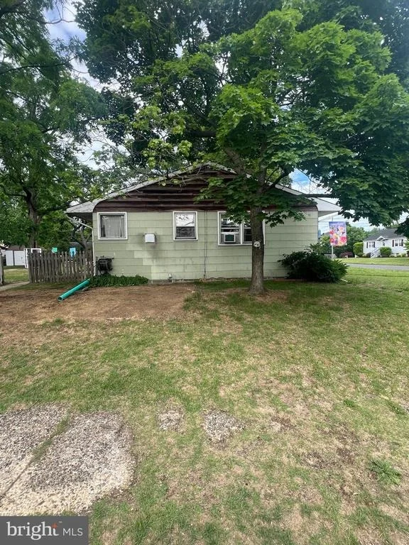 Photo of 39 LEJUNE ROAD