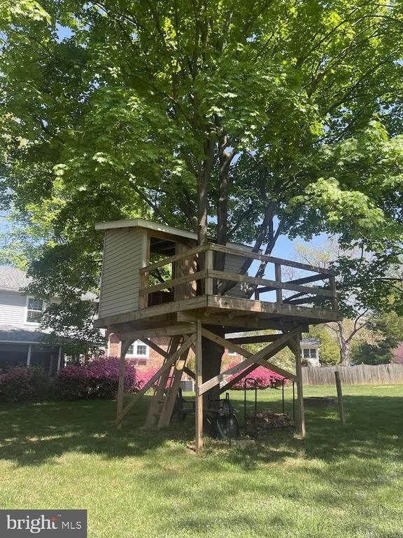 Photo of 17621 PRINCE EDWARD DRIVE