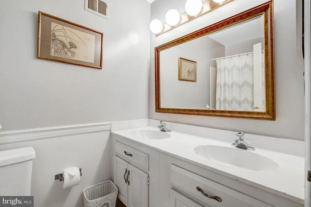 Photo of 9344 MOUNT VERNON CIRCLE