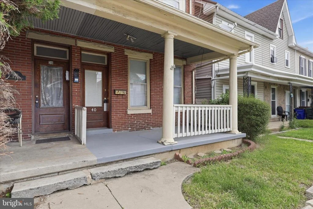 Photo of 40 FAIRGROUND AVENUE