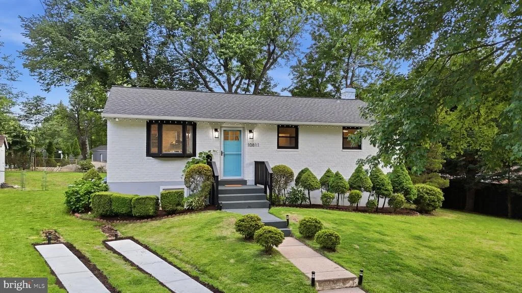 Photo of 10811 TENBROOK COURT