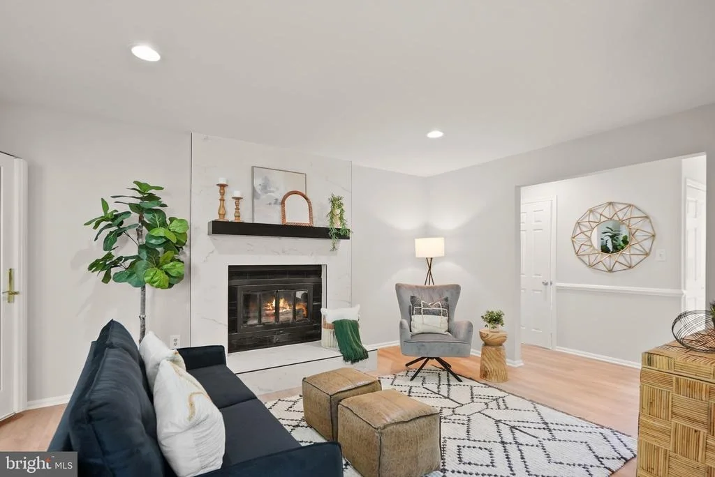 Photo of 2592 JOHN MILTON DRIVE