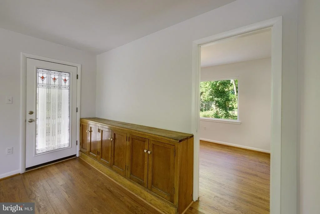 Photo of 3 LAKESIDE DRIVE