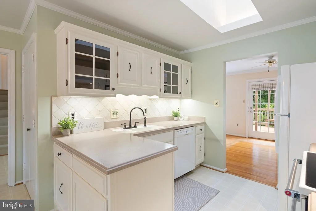 Photo of 2719 DEEPFORD DRIVE