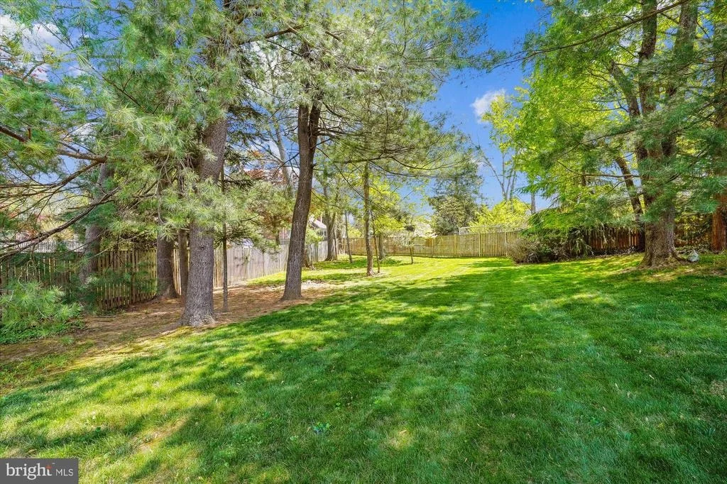 Photo of 11909 SMOKETREE ROAD