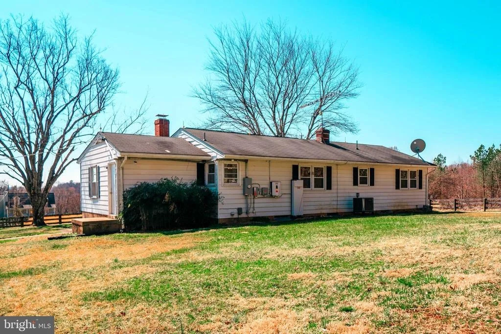 Photo of 3279 THOROUGHFARE ROAD