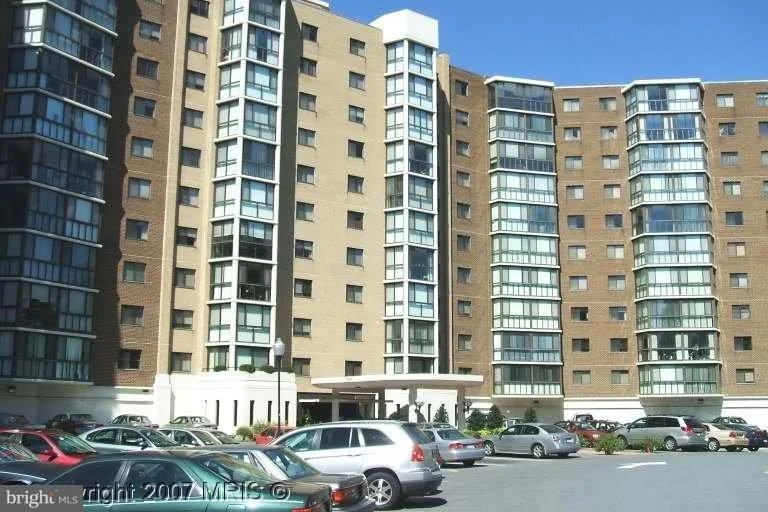 Photo of Unit 3608 at 15115 INTERLACHEN DRIVE