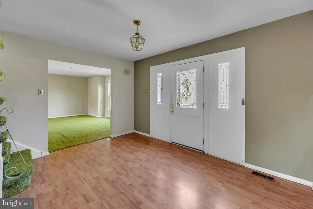 Photo of 1 CHATEAU DRIVE