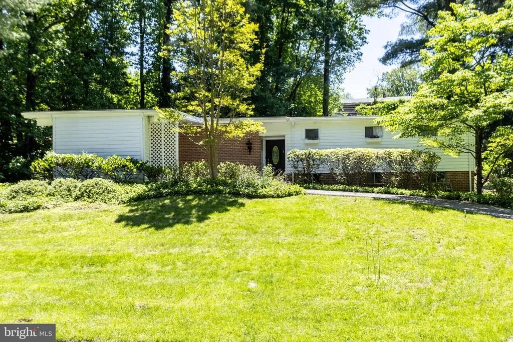 Photo of 3207 MIDFIELD ROAD