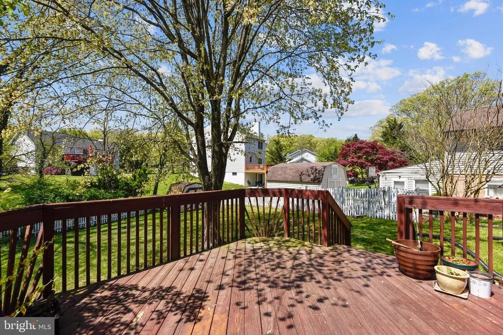 Photo of 2925 CRAIGLAWN ROAD