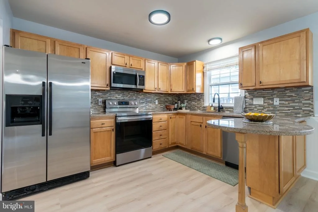 Photo of 2109 SHORE DRIVE