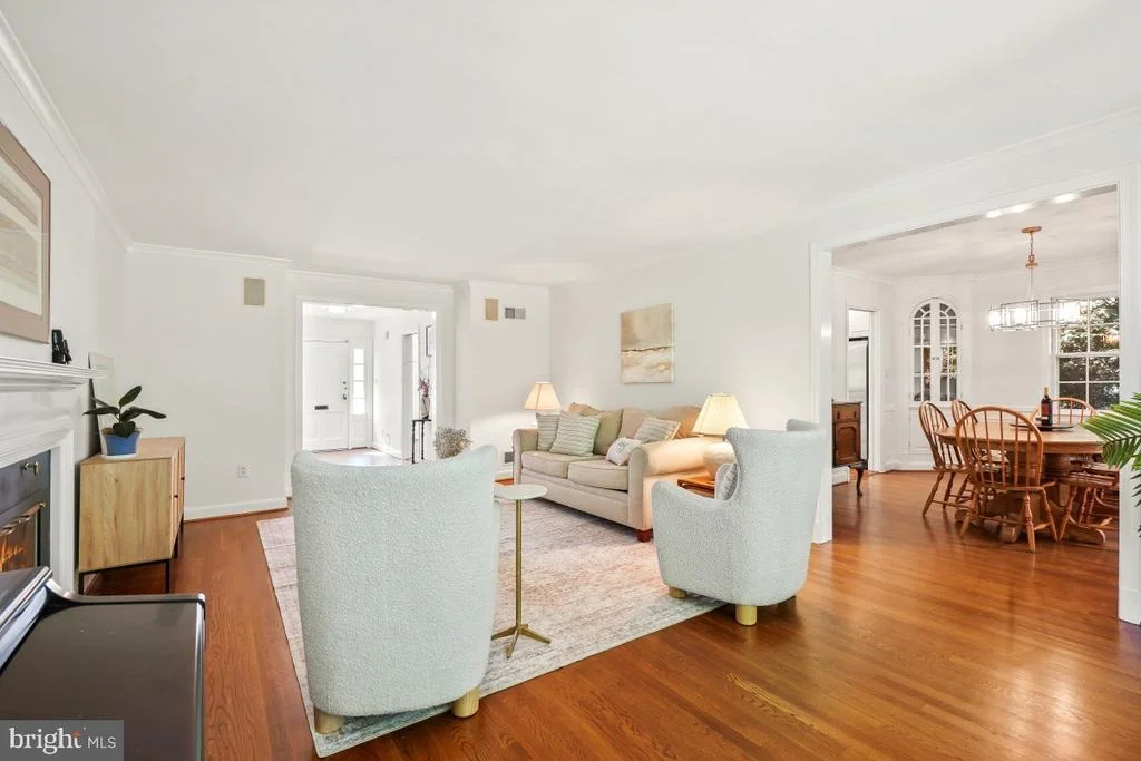 Photo of 7214 POMANDER LANE