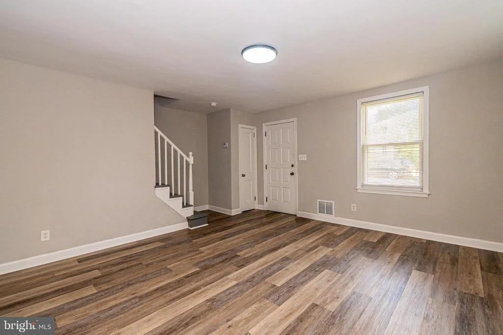 Photo of 5107 LAUREL AVENUE