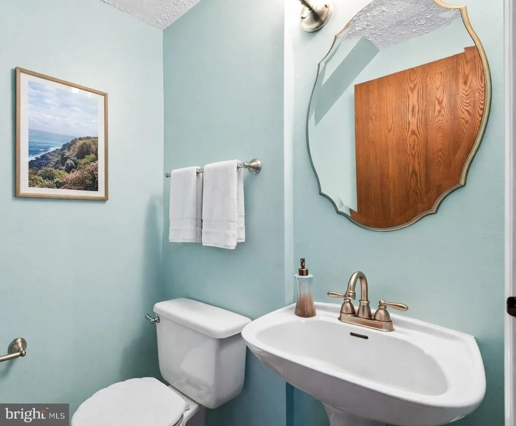 Photo of 4311 ZIRCON ROAD