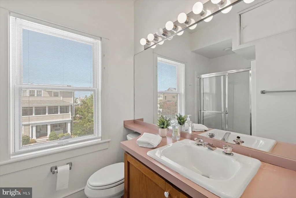 Photo of 98 FIFTH STREET
