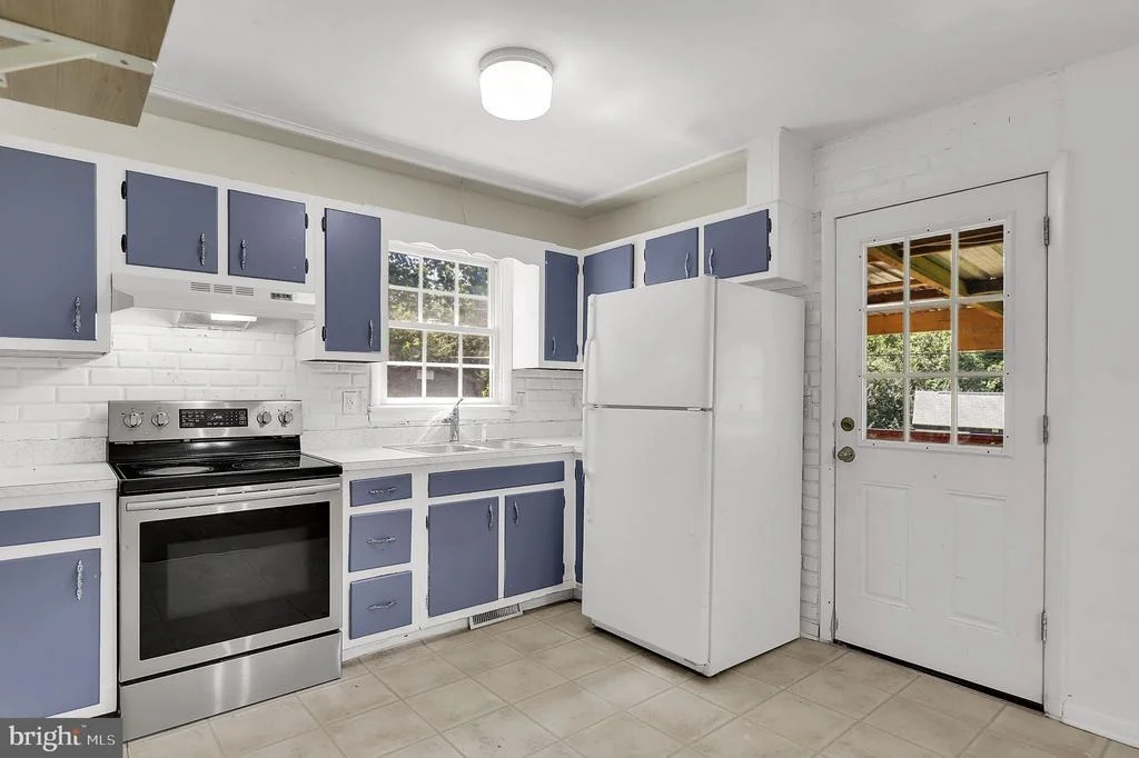 Photo of 6621 WILLIS LANE