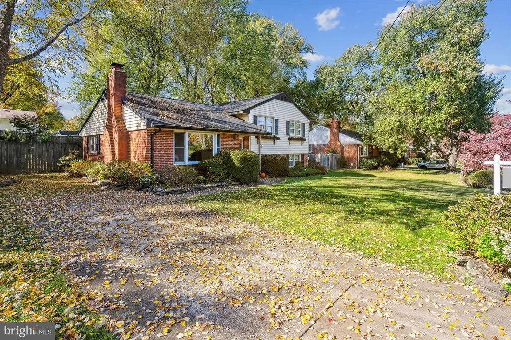 Photo of 5406 NUTTING DRIVE