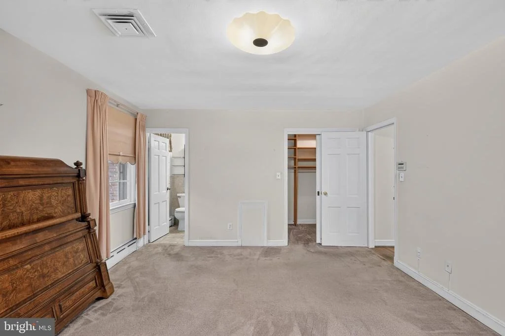 Photo of 10600 GREENACRES DRIVE