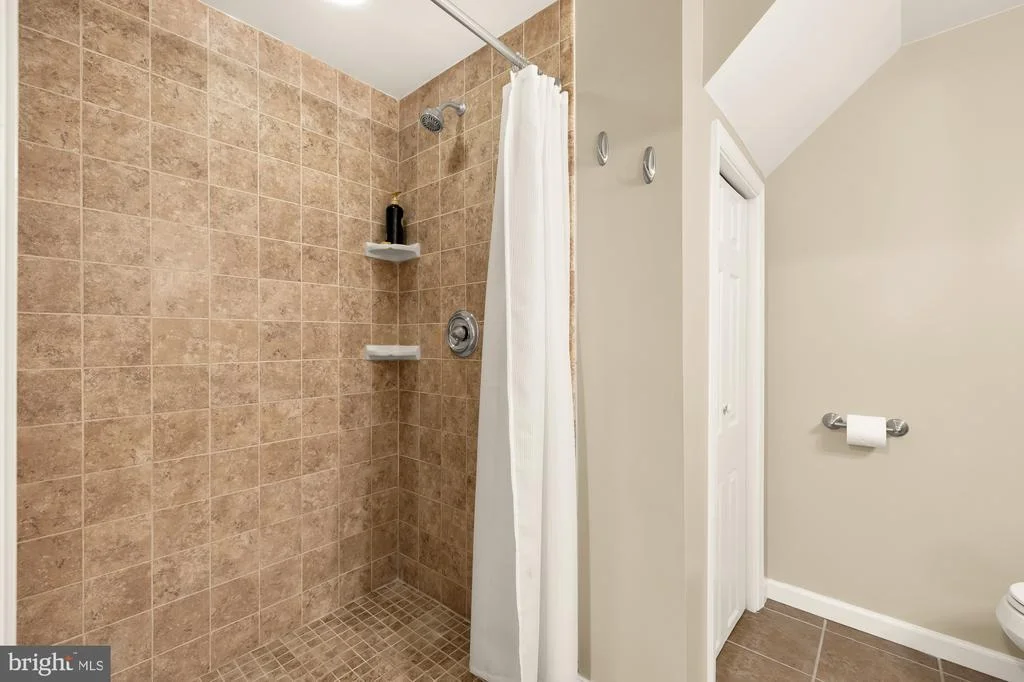 Photo of 45383 PERSIMMON LANE