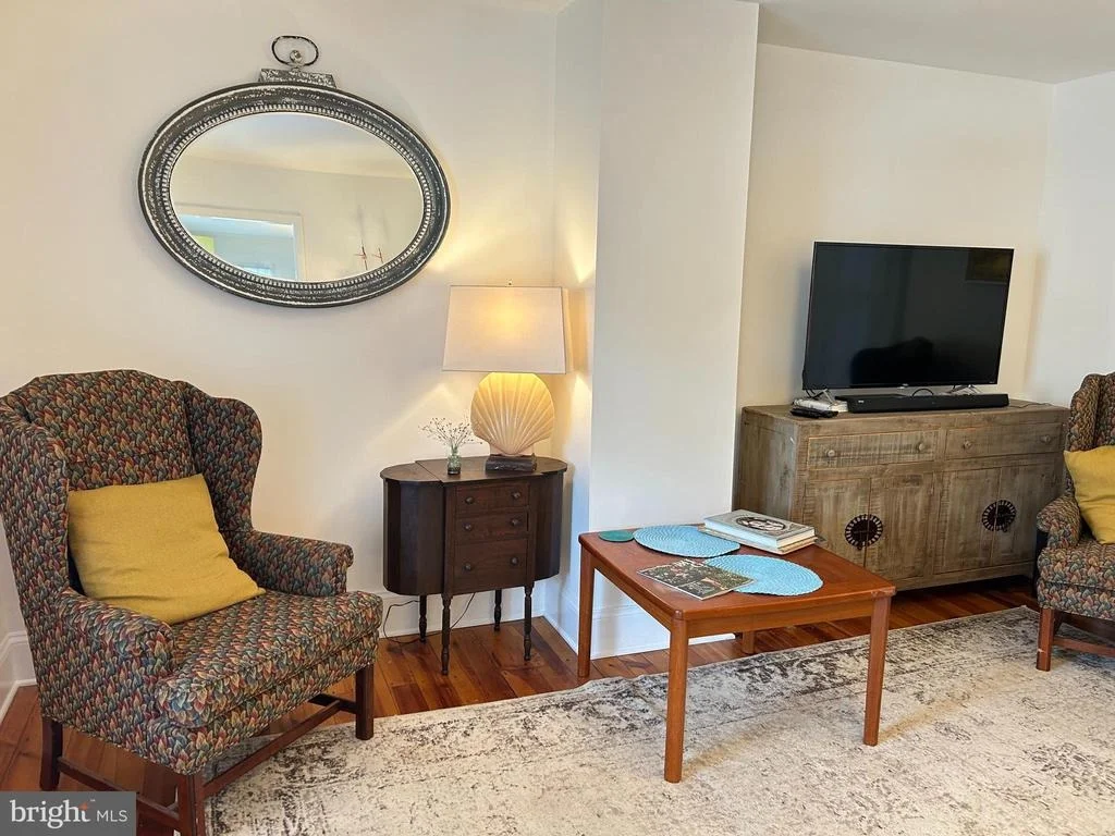 Photo of 203 WALNUT STREET