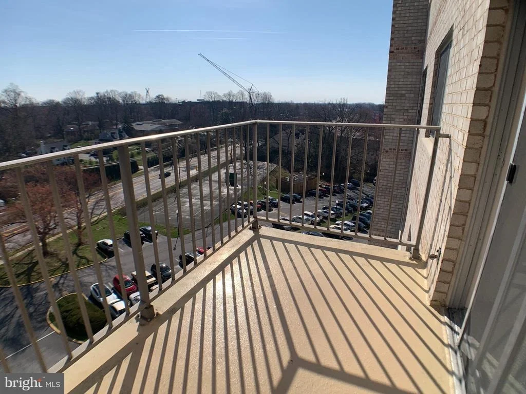 Photo of Unit 919A at 1111 UNIVERSITY BOULEVARD W