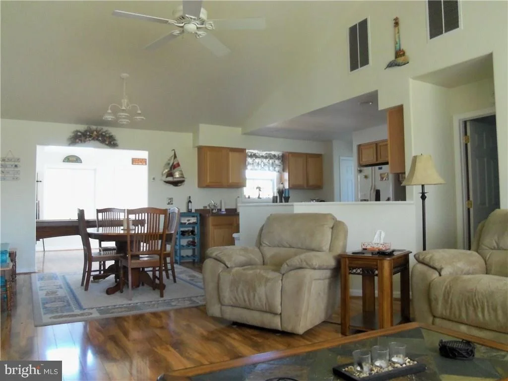 Photo of 412 KATIE STREET