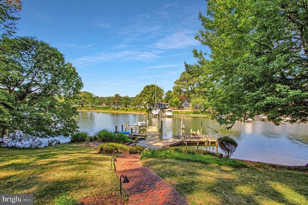 Photo of 528 GRAYS CREEK ROAD