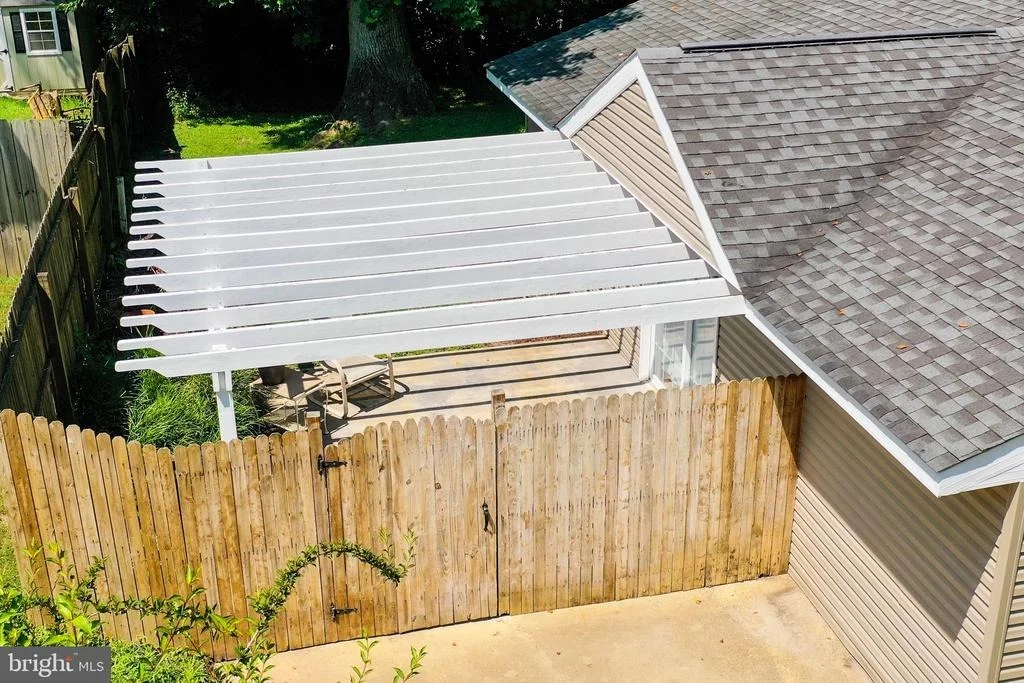 Photo of 5432 LAUREL TRAIL