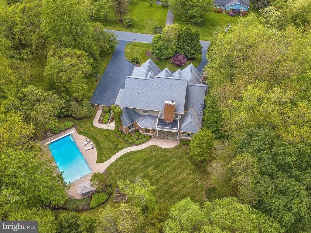 Photo of 21001 DELTA DRIVE