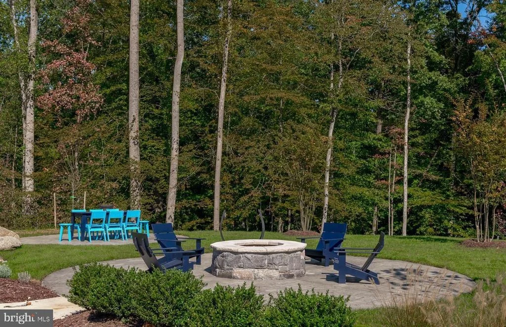 Photo of 724 SHELLBARK LANE