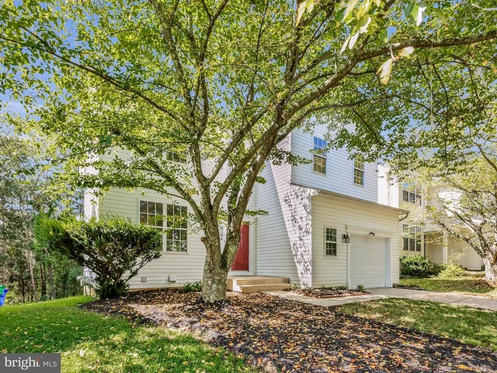 Photo of 8104 PEPPER RIDGE WAY