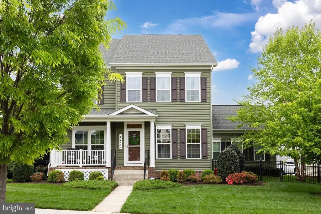 Photo of 4700 PULLER DRIVE