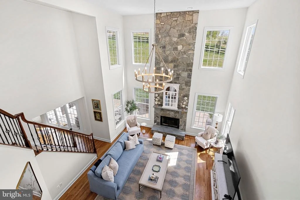 Photo of 15064 BARLOW DRIVE