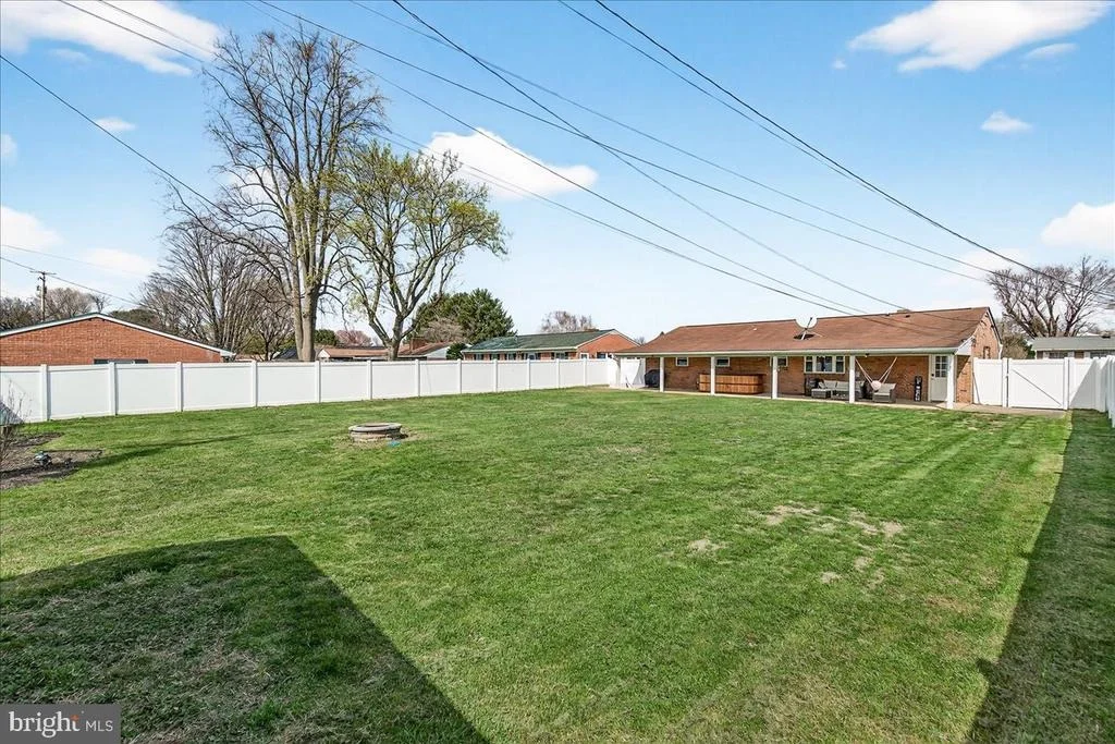 Photo of 106 HARVARD ROAD