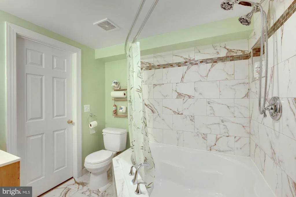 Photo of 425 CHARTRIDGE DRIVE