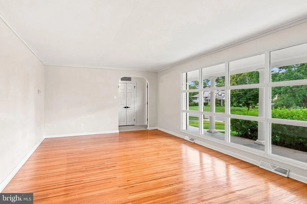 Photo of 2500 SALEM DRIVE