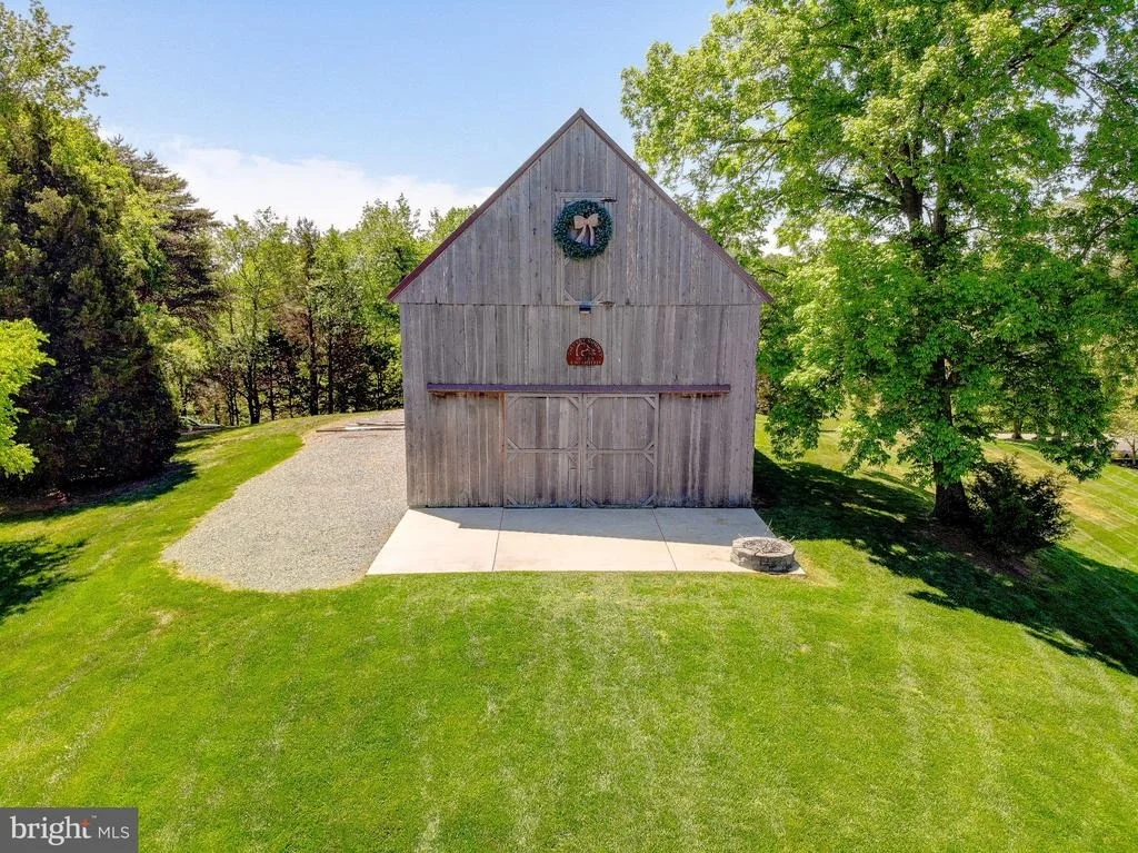 Photo of 2393 GARRITY ROAD