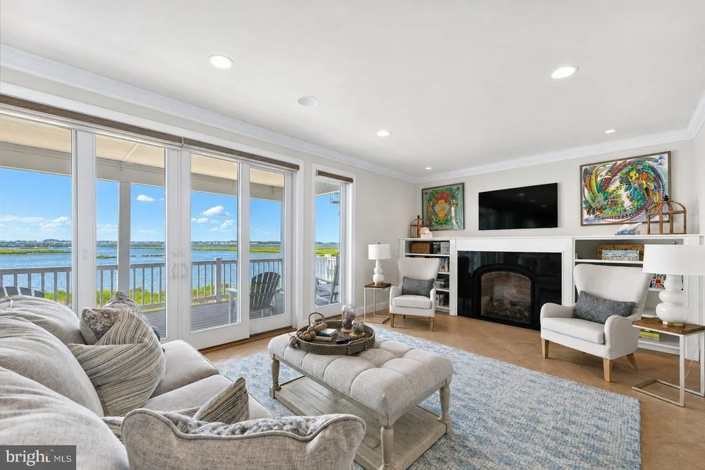 Photo of 40081 OCEANSIDE DRIVE