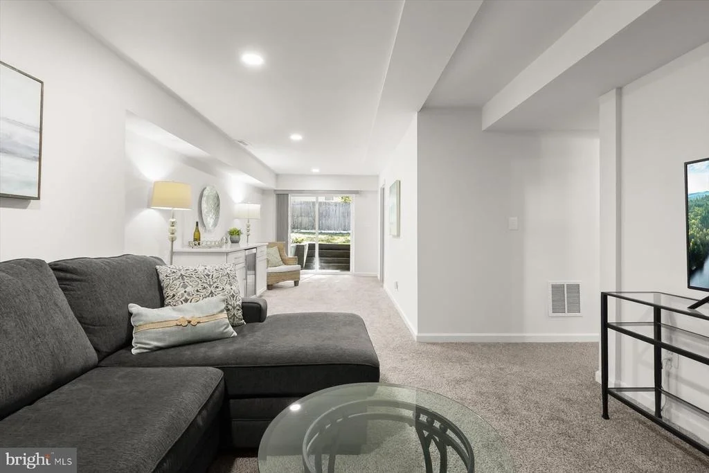 Photo of 579 WEST DRIVE