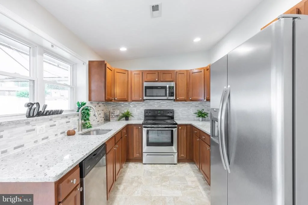 Photo of 1020 THOMAS ROAD