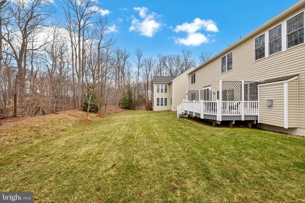 Photo of 8068 PAPER BIRCH DRIVE