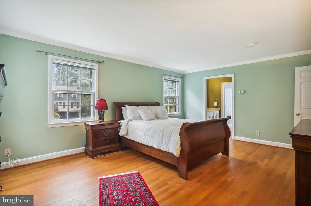 Photo of 8217 WINDSOR VIEW TERRACE