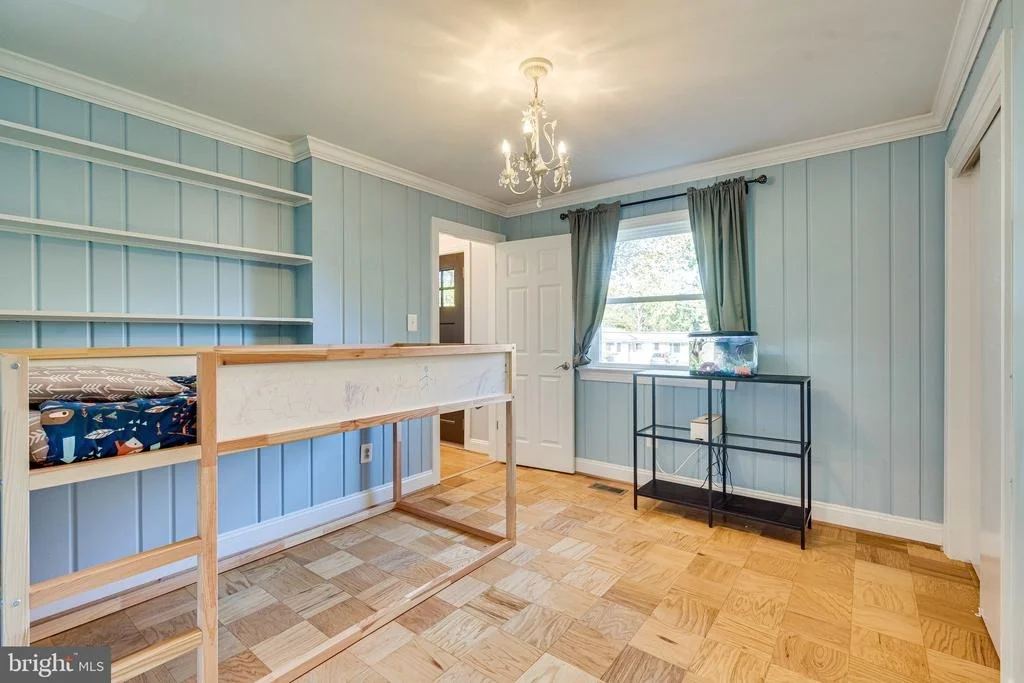 Photo of 8993 MEADOWVIEW DRIVE