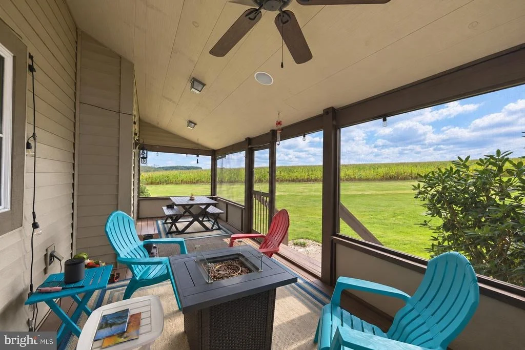 Photo of 607 PIN OAK CIRCLE