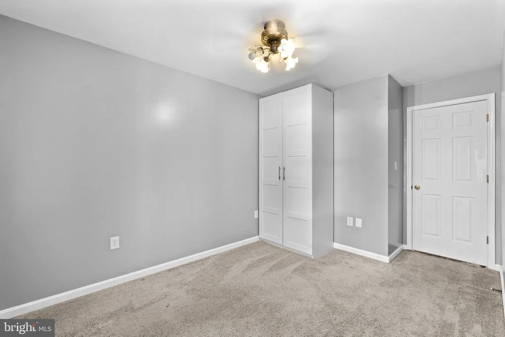 Photo of 12977 MARINERS CIRCLE