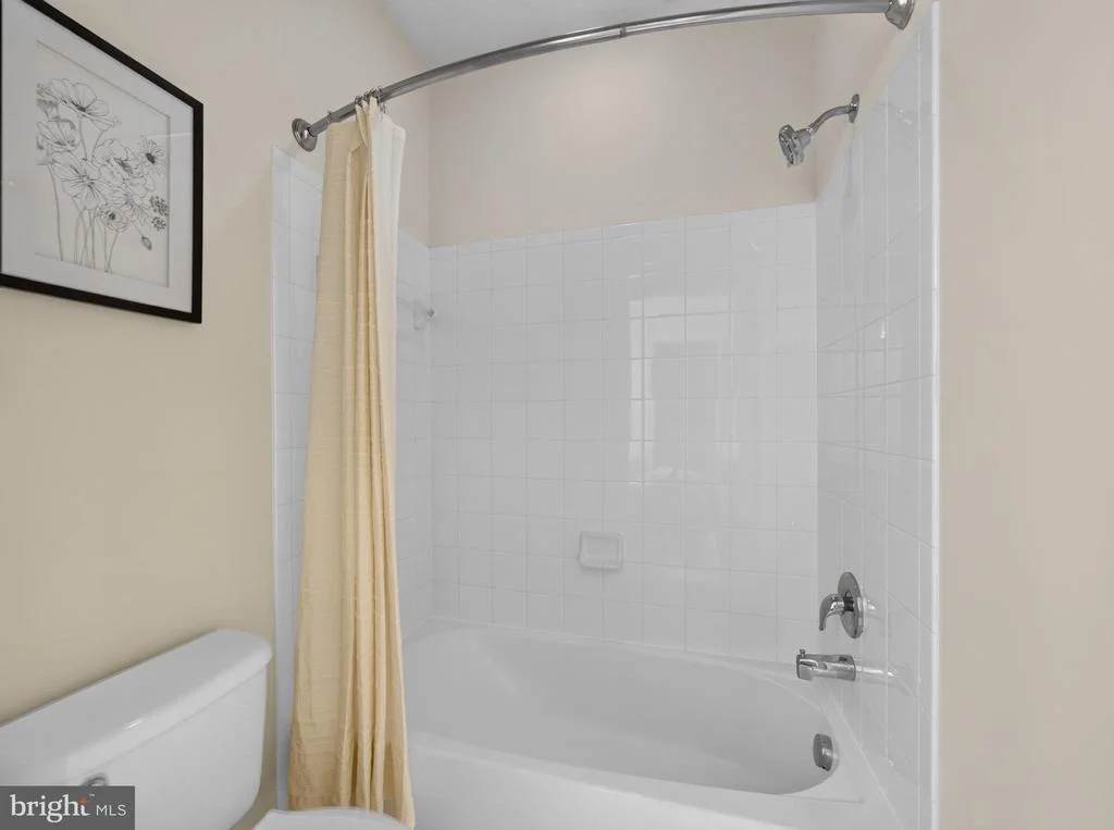 Photo of 3032 MOORE LANE